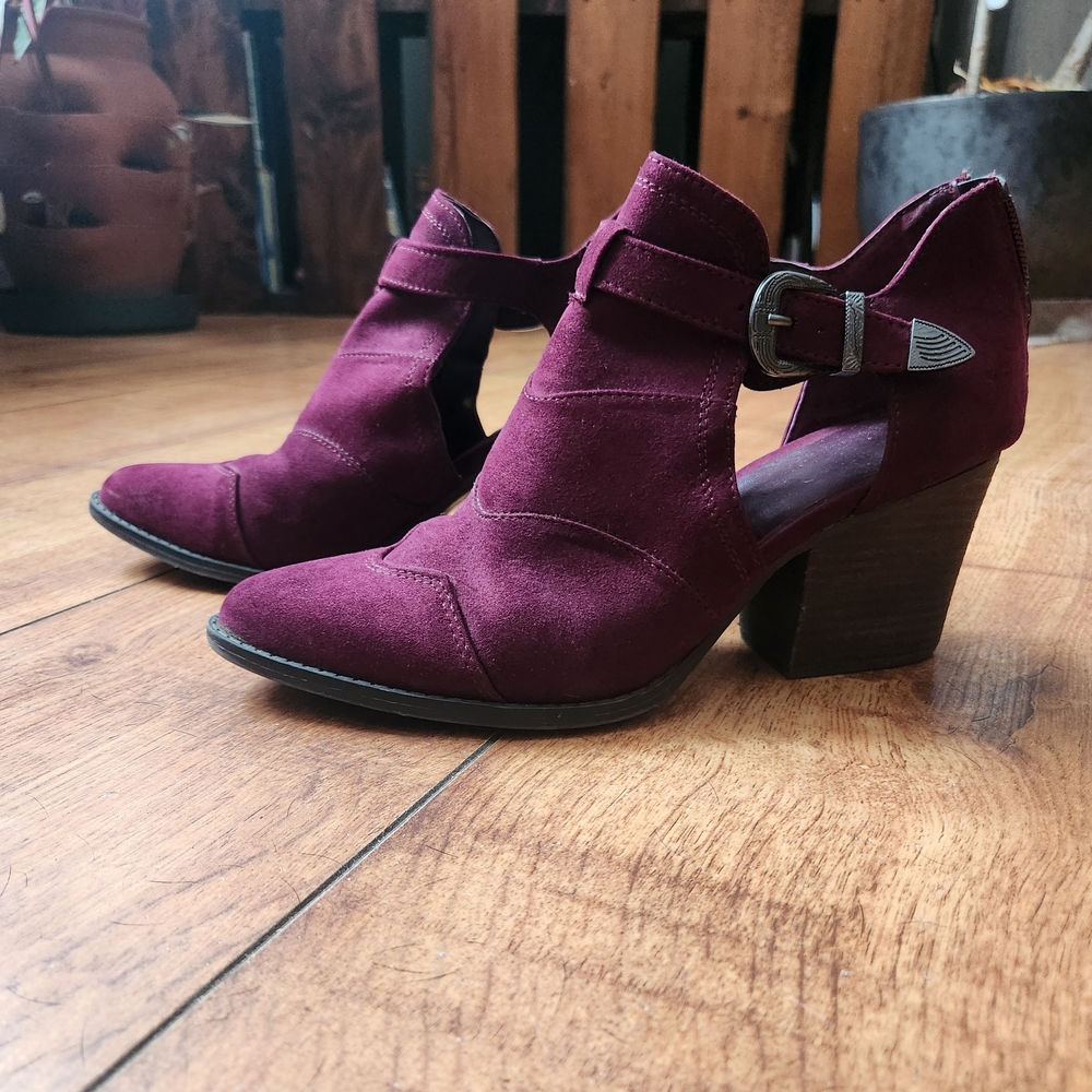 Women's Burgundy Ankle Boots